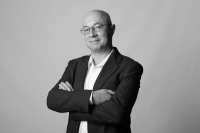 Sensible fallecimiento de Prof. Florian Luca